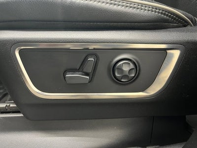 2020 RAM 1500 Limited Crew Cab 4x4 5'7' Box