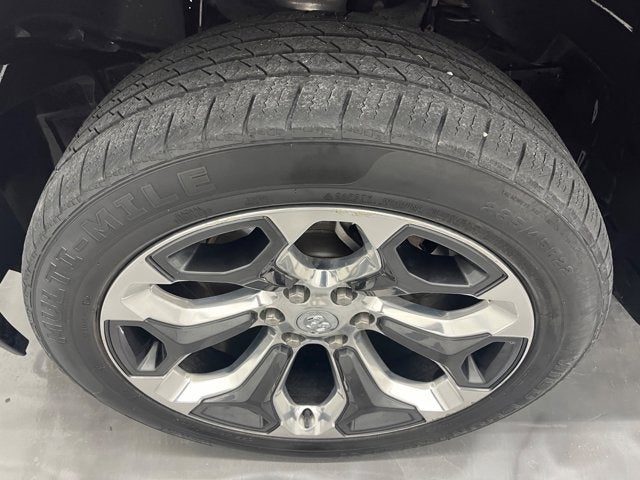 2020 RAM 1500 Limited Crew Cab 4x4 5'7' Box