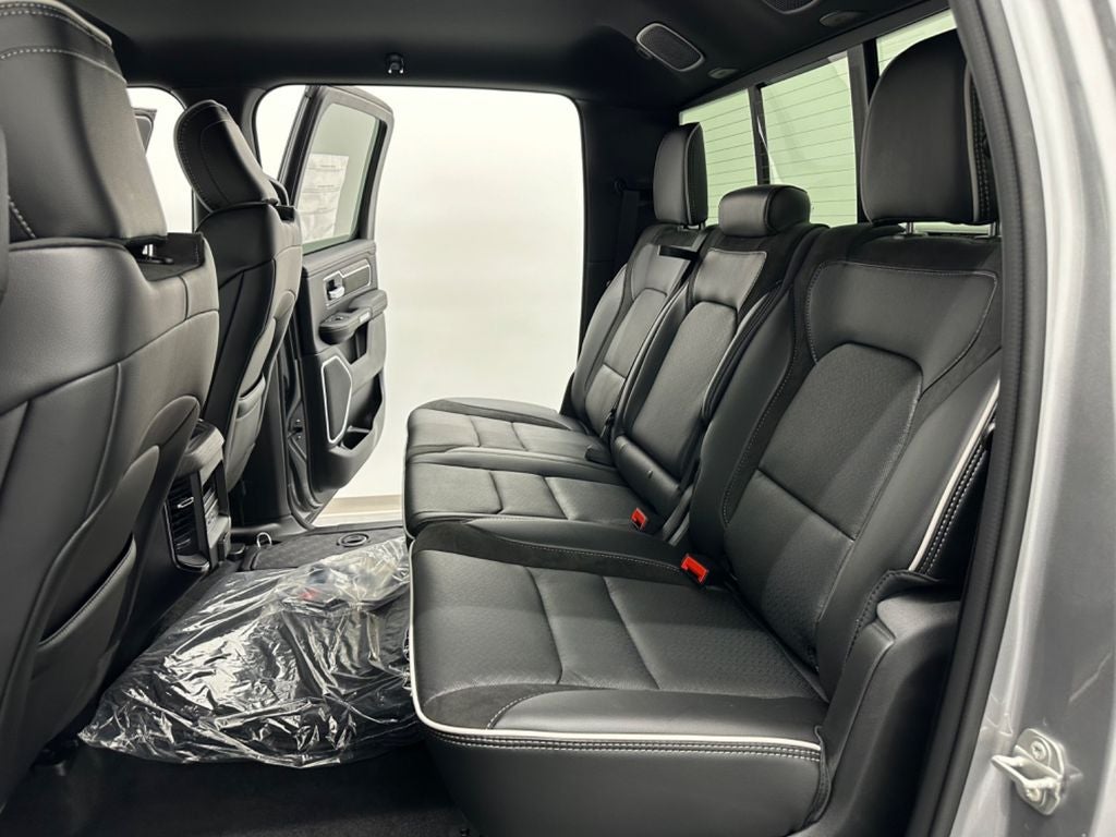 2025 RAM 1500 Laramie Crew Cab 4x4 5'7' Box
