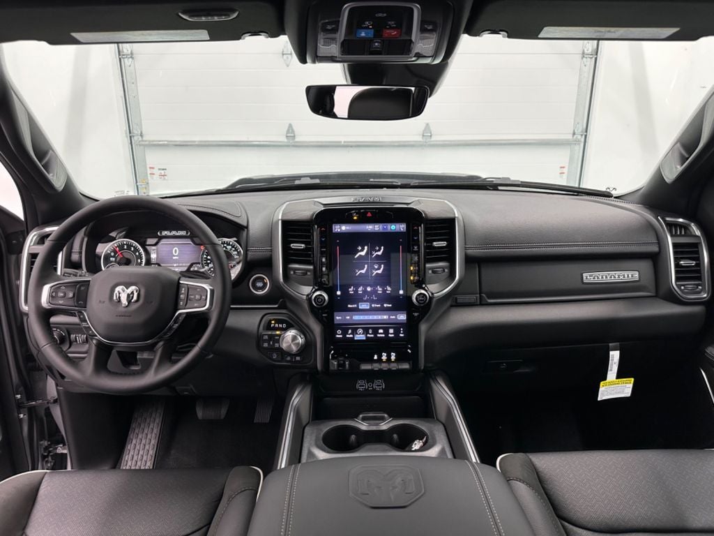 2025 RAM 1500 Laramie Crew Cab 4x4 5'7' Box