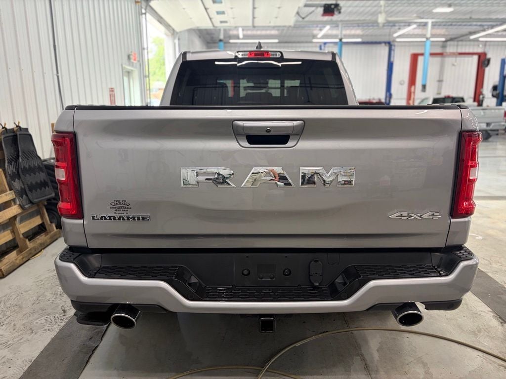 2025 RAM 1500 Laramie Crew Cab 4x4 5'7' Box
