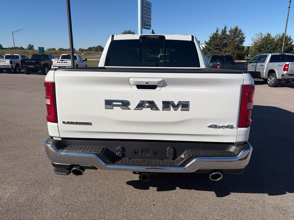 2027 RAM 1500 RAM 1500 LARAMIE CREW CAB 4X4 5'7' BOX