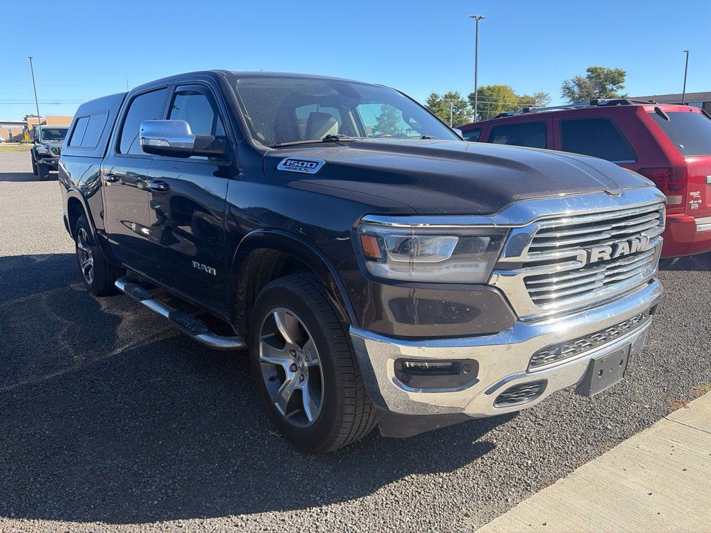 2019 RAM 1500 Laramie Crew Cab 4x4 5'7' Box