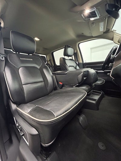 2021 RAM 1500 Laramie Crew Cab 4x4 5'7' Box