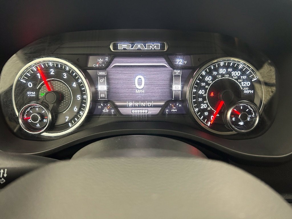 2021 RAM 1500 Laramie Crew Cab 4x4 5'7' Box