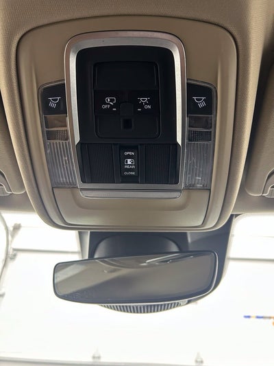 2021 RAM 1500 Laramie Crew Cab 4x4 5'7' Box