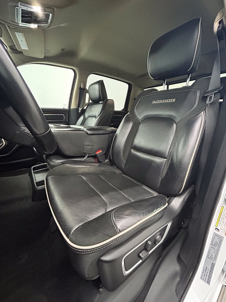 2021 RAM 1500 Laramie Crew Cab 4x4 5'7' Box