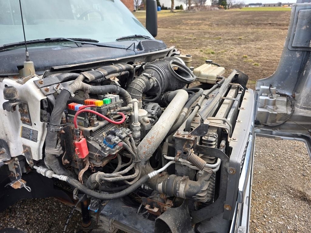 2005 Chevrolet CC5500 Commercial Cutaway