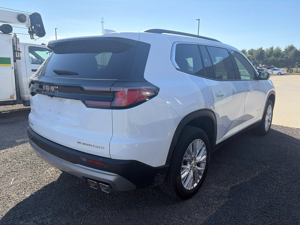 2026 GMC Acadia Elevation FWD