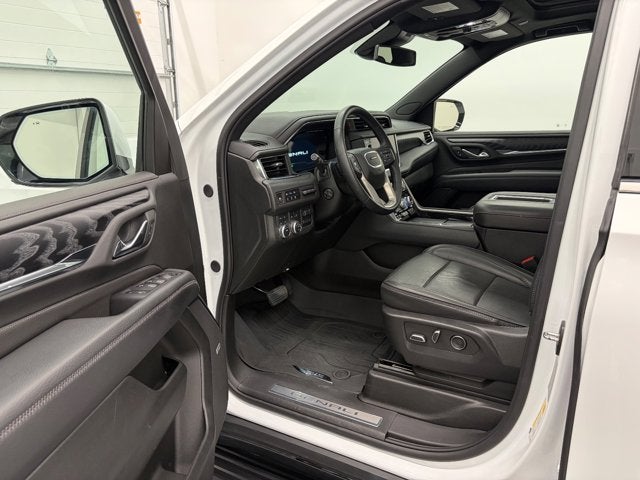 2024 GMC Yukon 4WD Denali