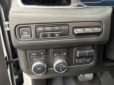 2024 GMC Yukon 4WD Denali