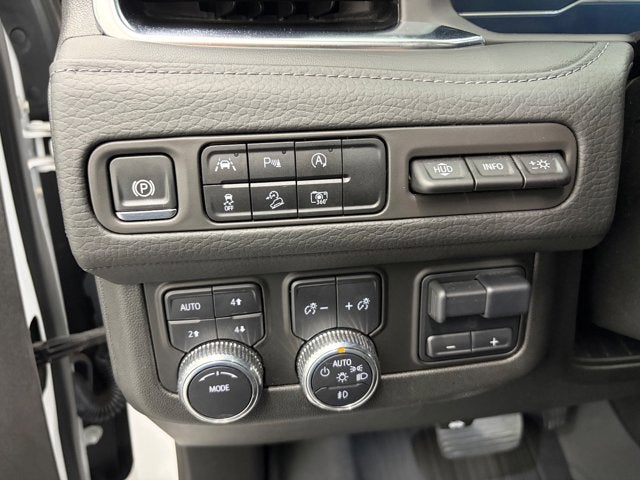 2024 GMC Yukon 4WD Denali