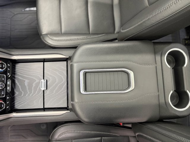 2024 GMC Yukon 4WD Denali