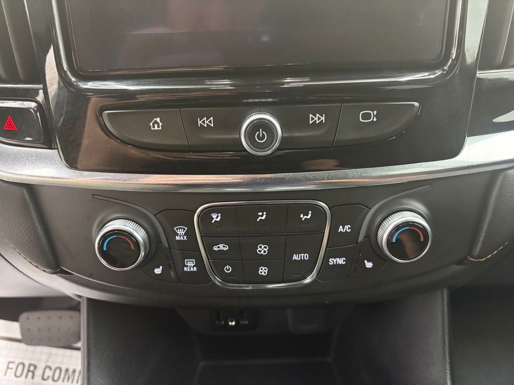 2021 Chevrolet Traverse FWD LT Cloth