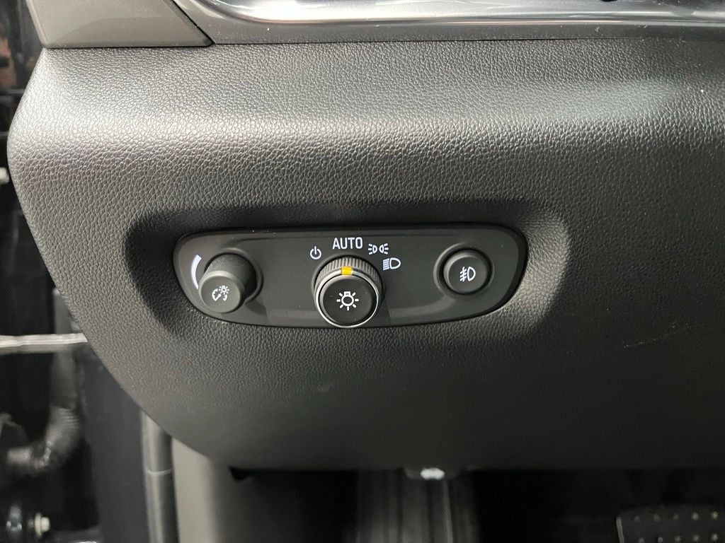 2020 Chevrolet Traverse FWD LT Leather