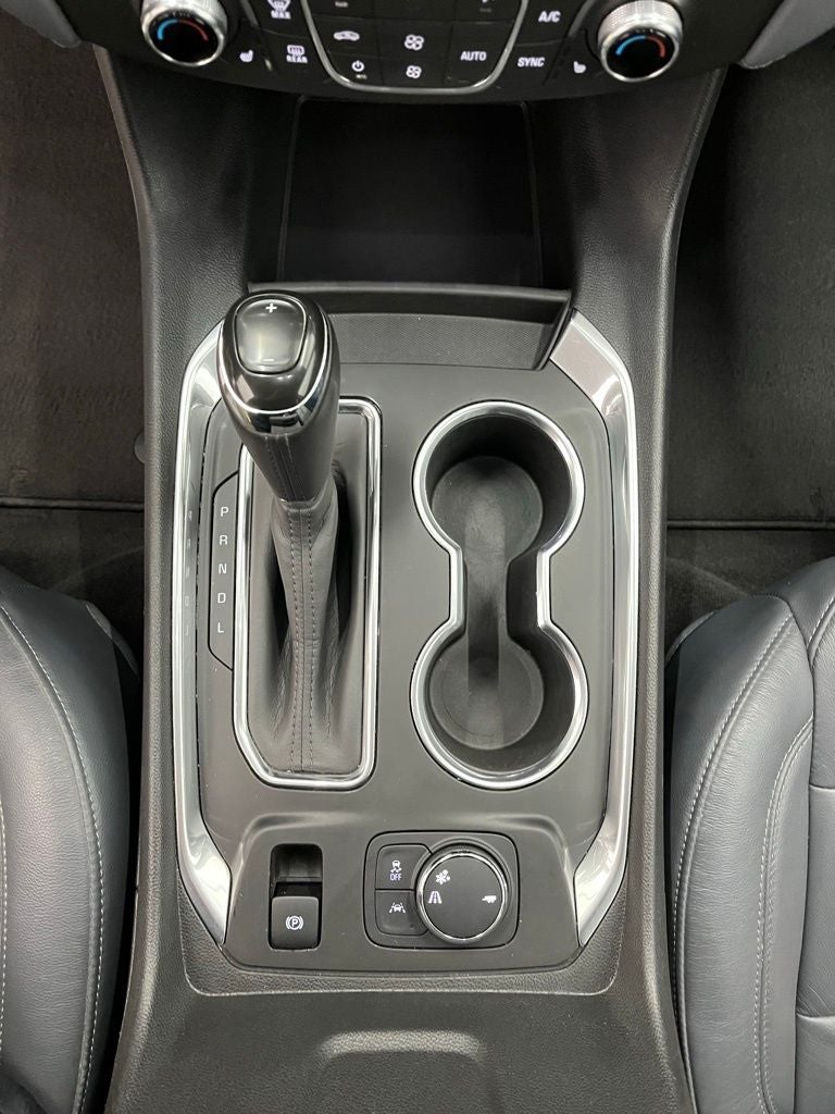 2020 Chevrolet Traverse FWD LT Leather