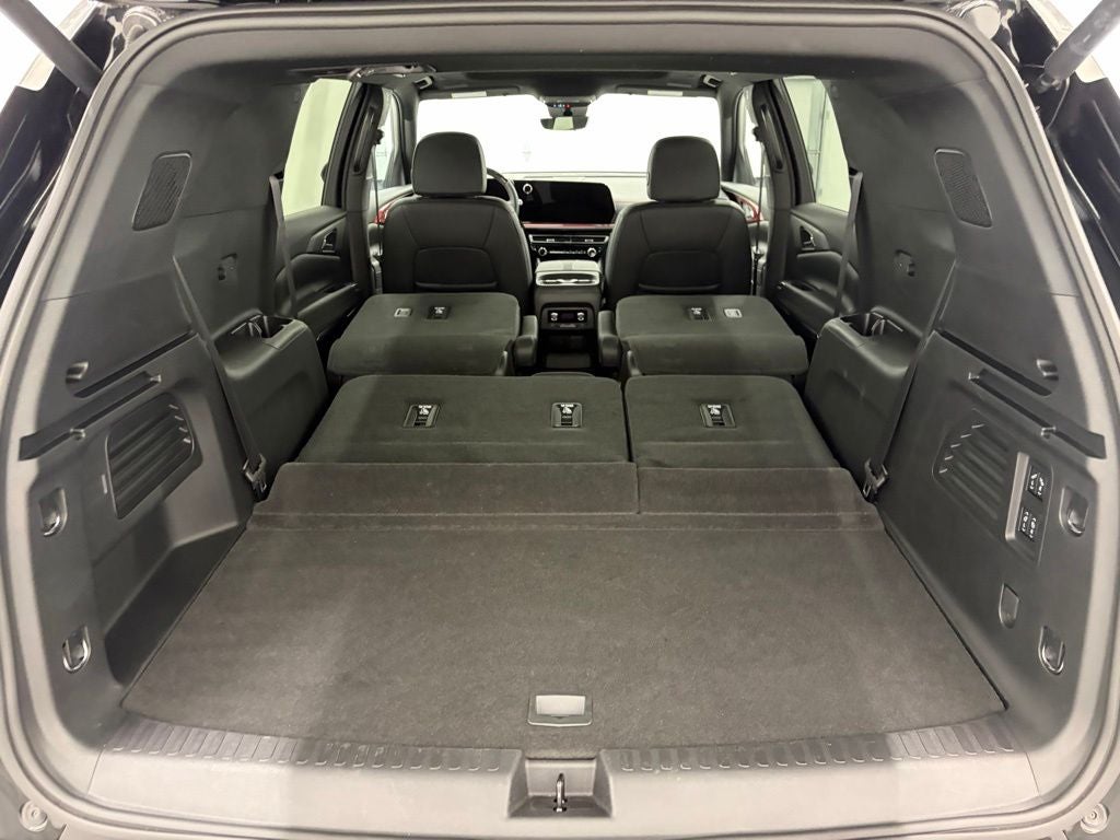 2025 Chevrolet Traverse AWD RS