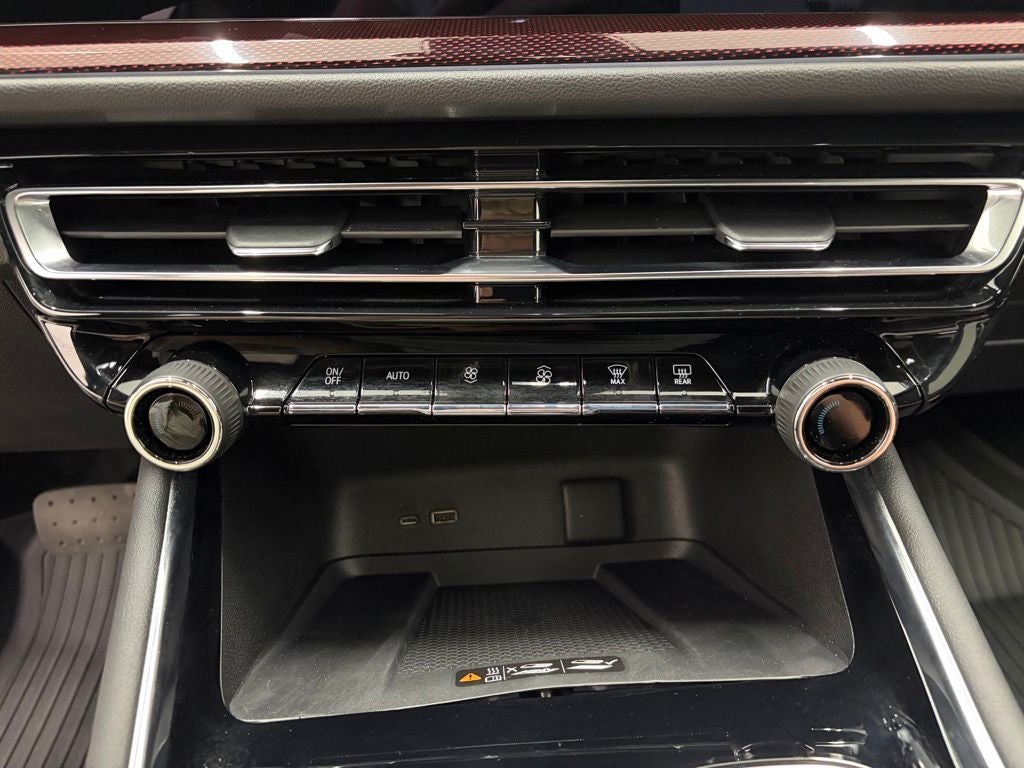 2025 Chevrolet Traverse AWD RS