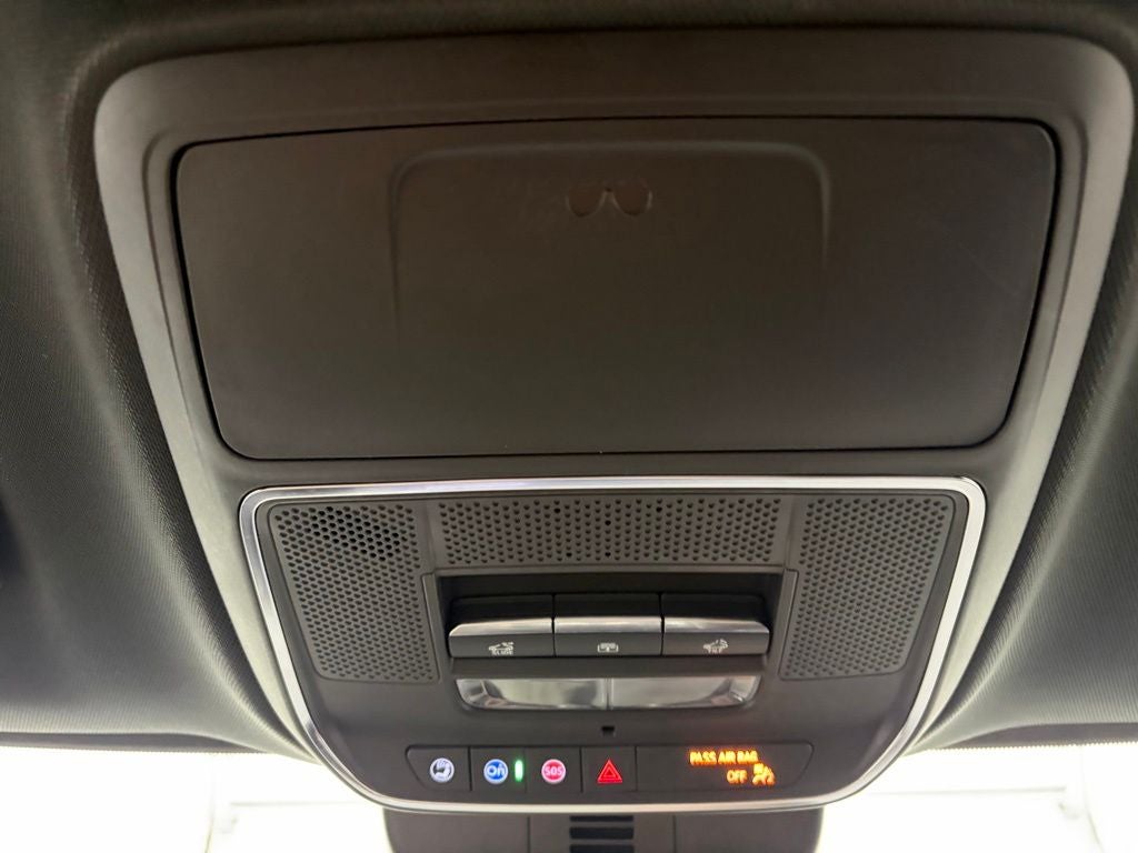 2025 Chevrolet Traverse AWD RS