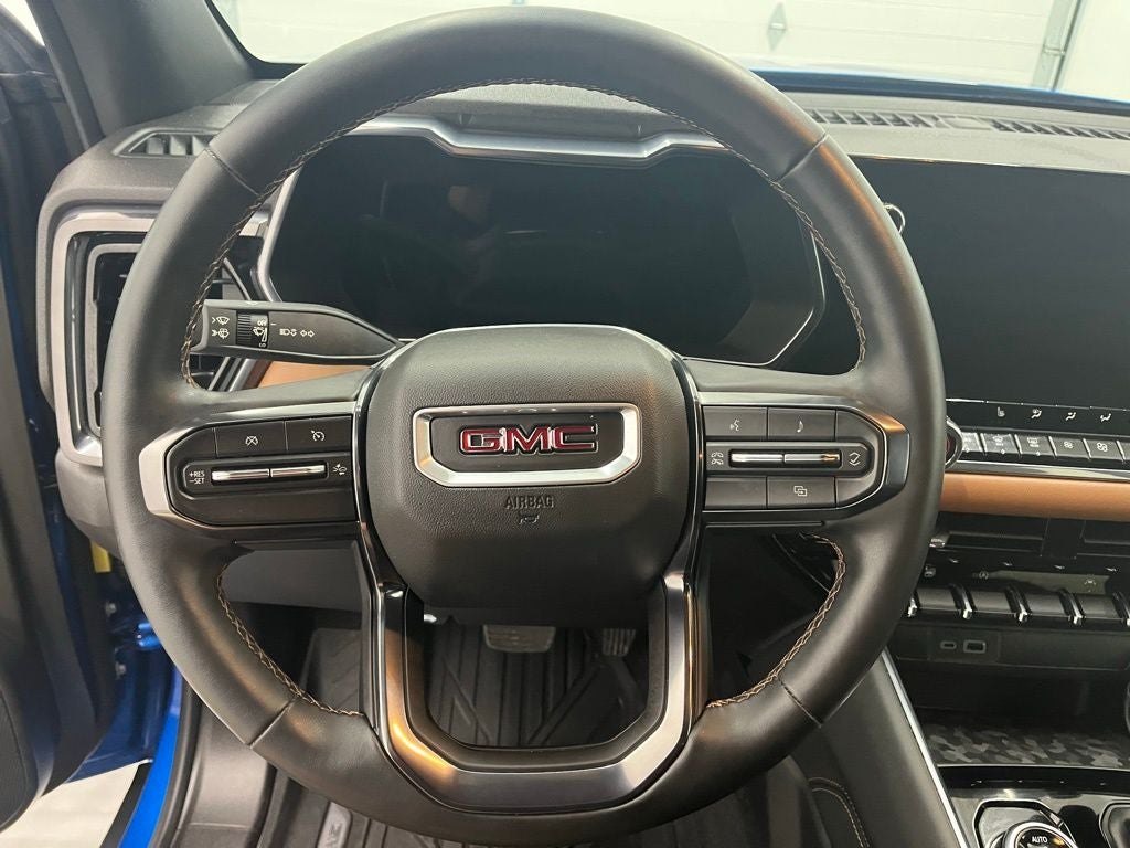 2023 GMC Canyon 4WD Crew Cab Short Box AT4