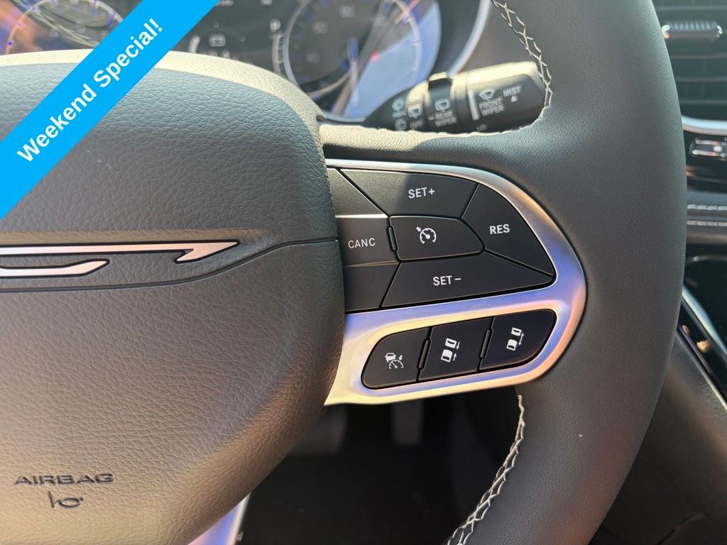 2027 Chrysler Pacifica PACIFICA SELECT