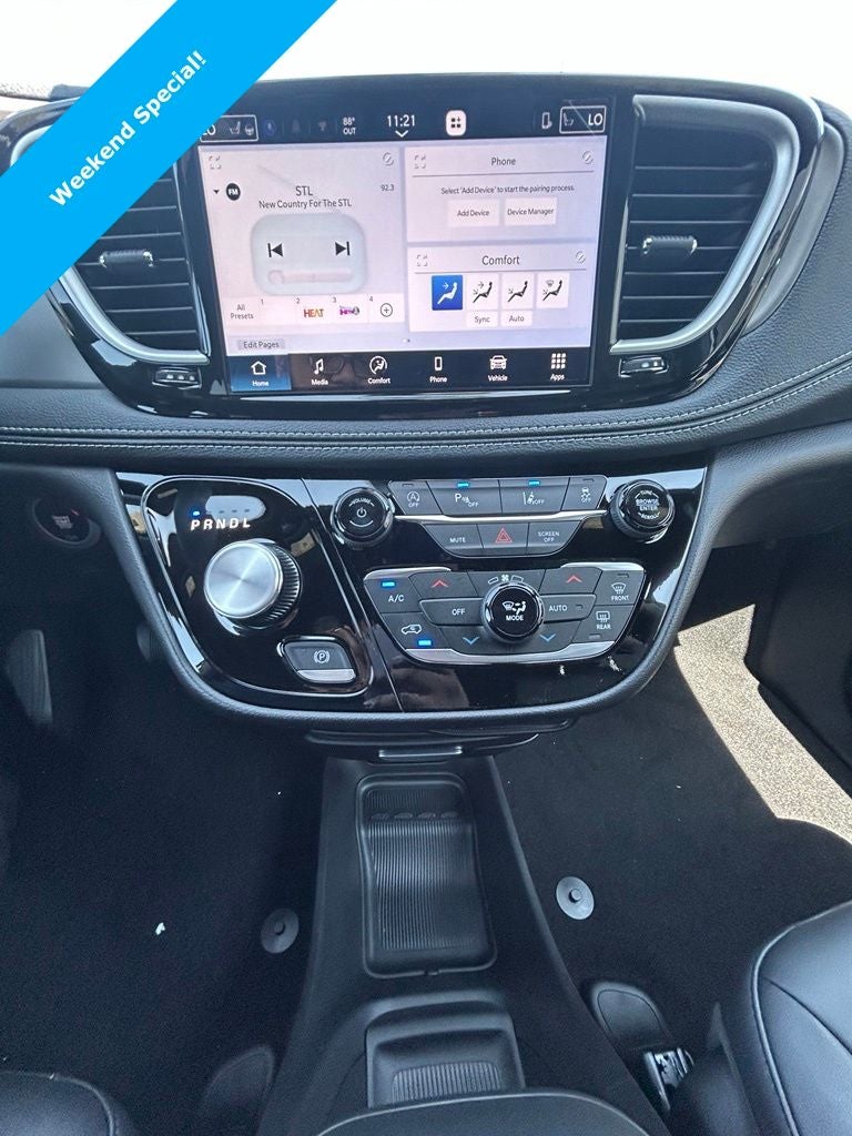 2027 Chrysler Pacifica PACIFICA SELECT