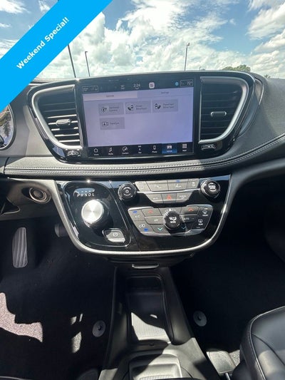 2027 Chrysler Pacifica PACIFICA SELECT