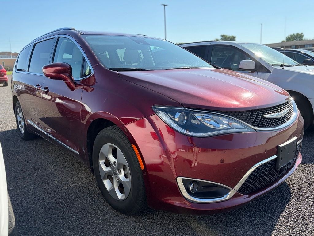 2017 Chrysler Pacifica Touring-L Plus