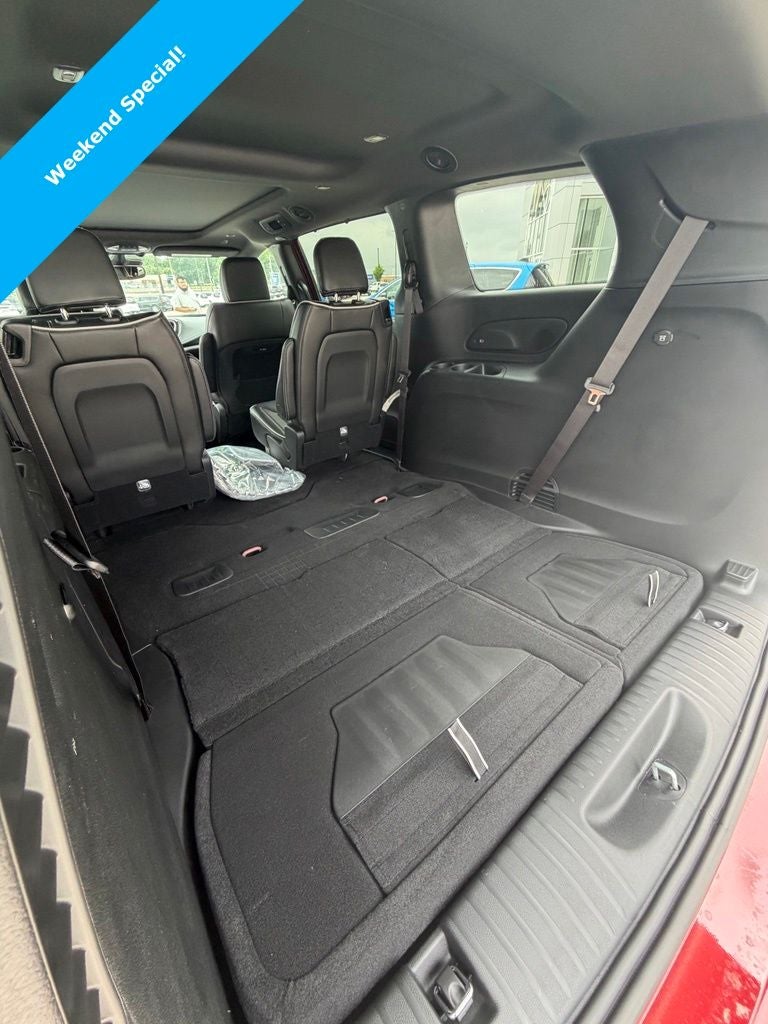 2027 Chrysler Pacifica PACIFICA LIMITED