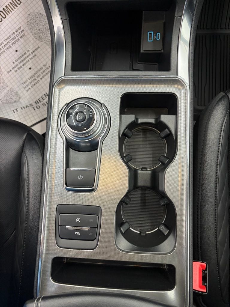 2024 Ford Edge Titanium
