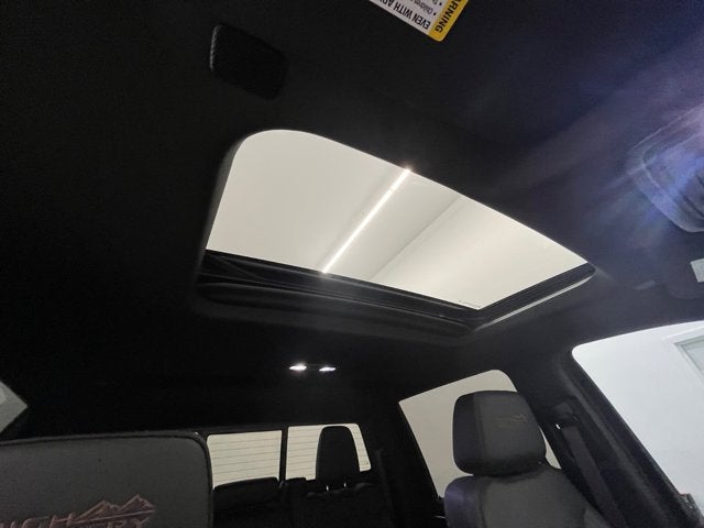 2024 Chevrolet Silverado 3500HD 4WD Crew Cab Standard Bed High Country