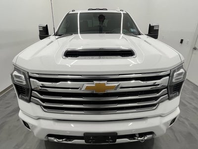 2024 Chevrolet Silverado 3500HD 4WD Crew Cab Standard Bed High Country