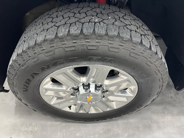 2024 Chevrolet Silverado 3500HD 4WD Crew Cab Standard Bed High Country