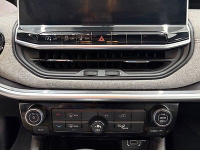 2023 Jeep Compass Latitude Lux FWD