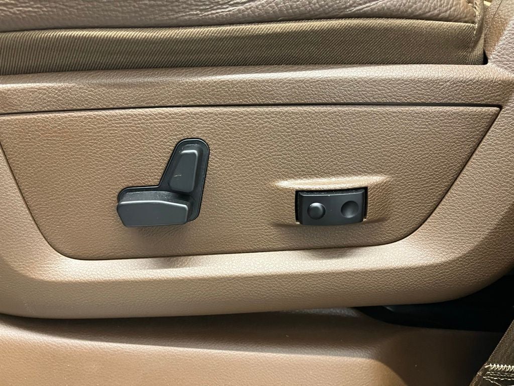 2022 RAM 3500 Limited Longhorn Mega Cab 4x4 6'4' Box