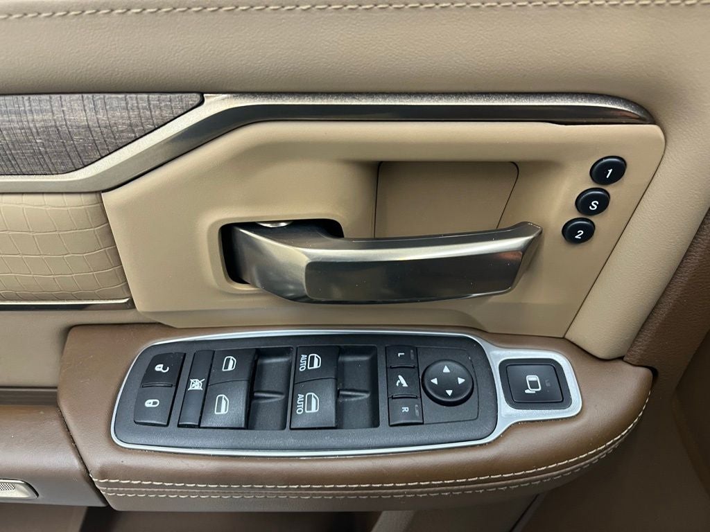 2022 RAM 3500 Limited Longhorn Mega Cab 4x4 6'4' Box