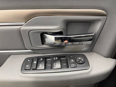 2018 RAM 1500 Big Horn Crew Cab 4x4 5'7' Box