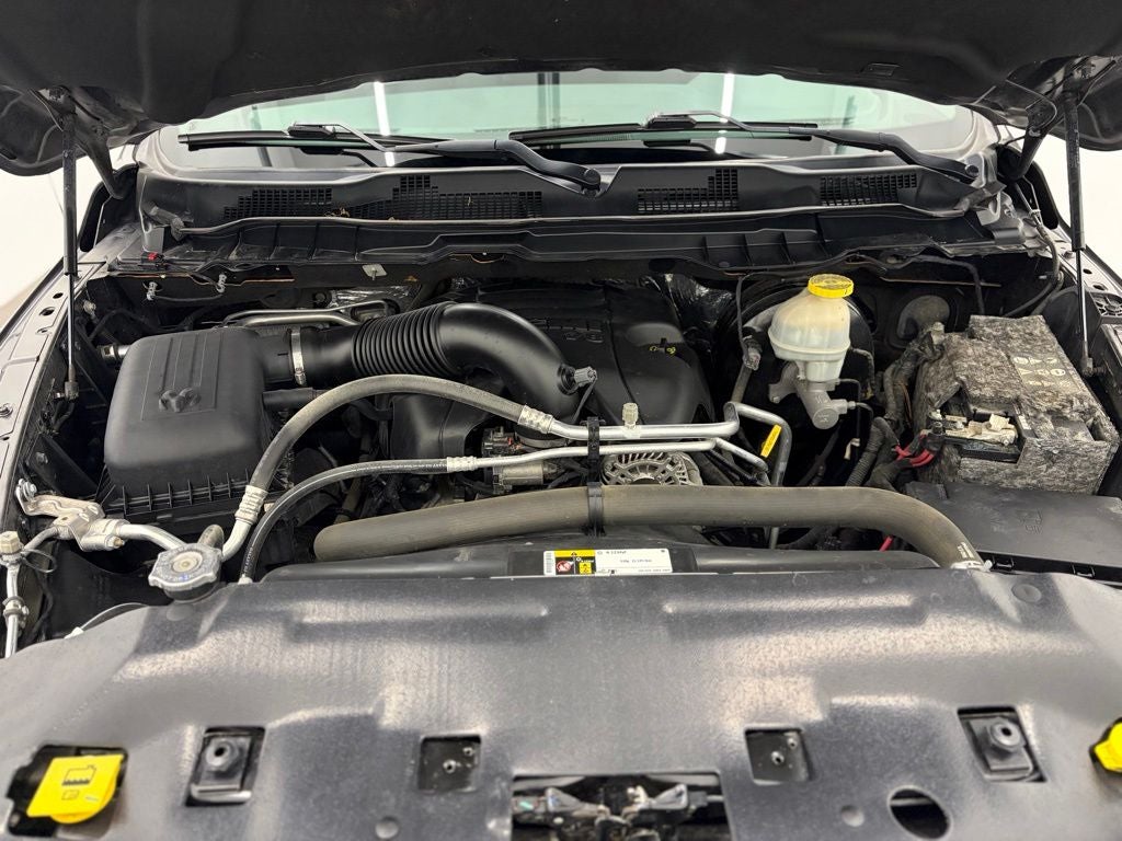 2018 RAM 1500 Big Horn Crew Cab 4x4 5'7' Box