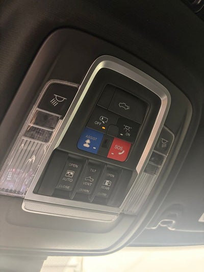 2020 RAM 2500 Laramie Crew Cab 4x4 6'4' Box