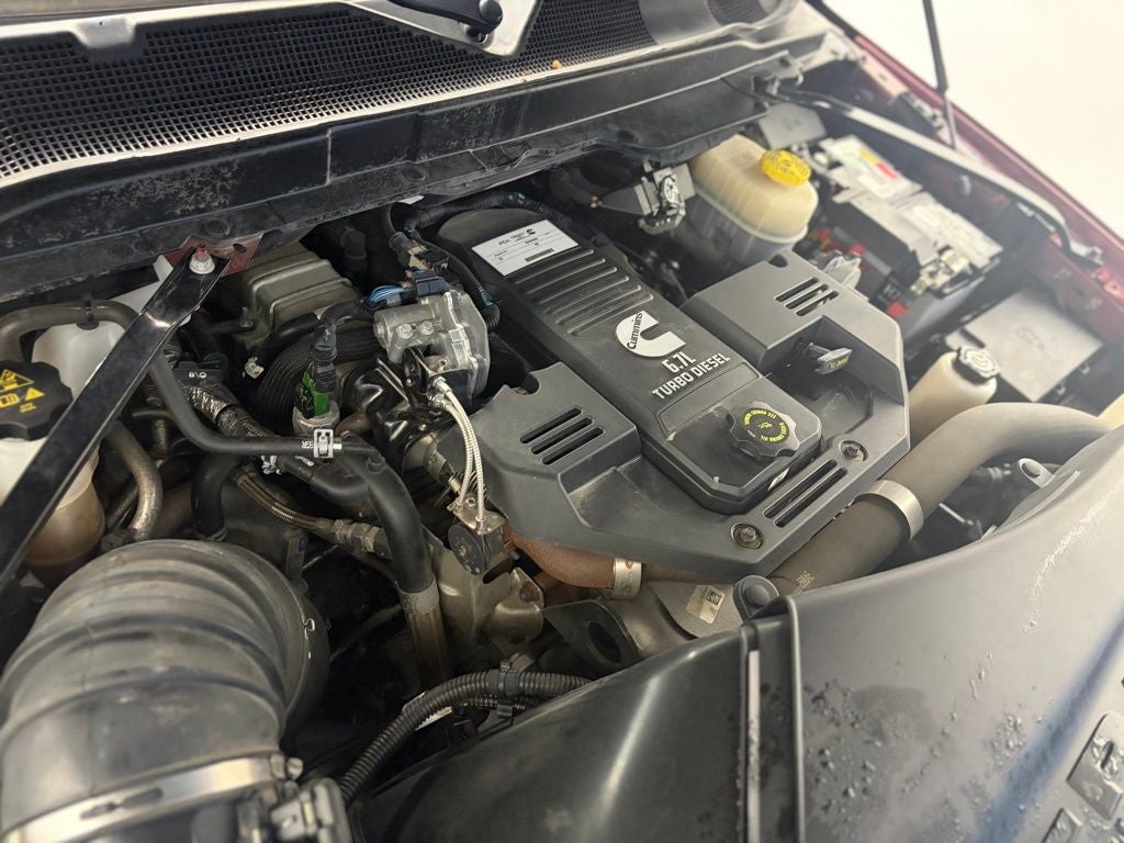 2020 RAM 2500 Laramie Crew Cab 4x4 6'4' Box