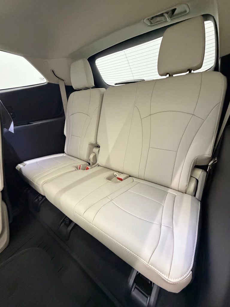 2023 Buick Enclave Essence FWD