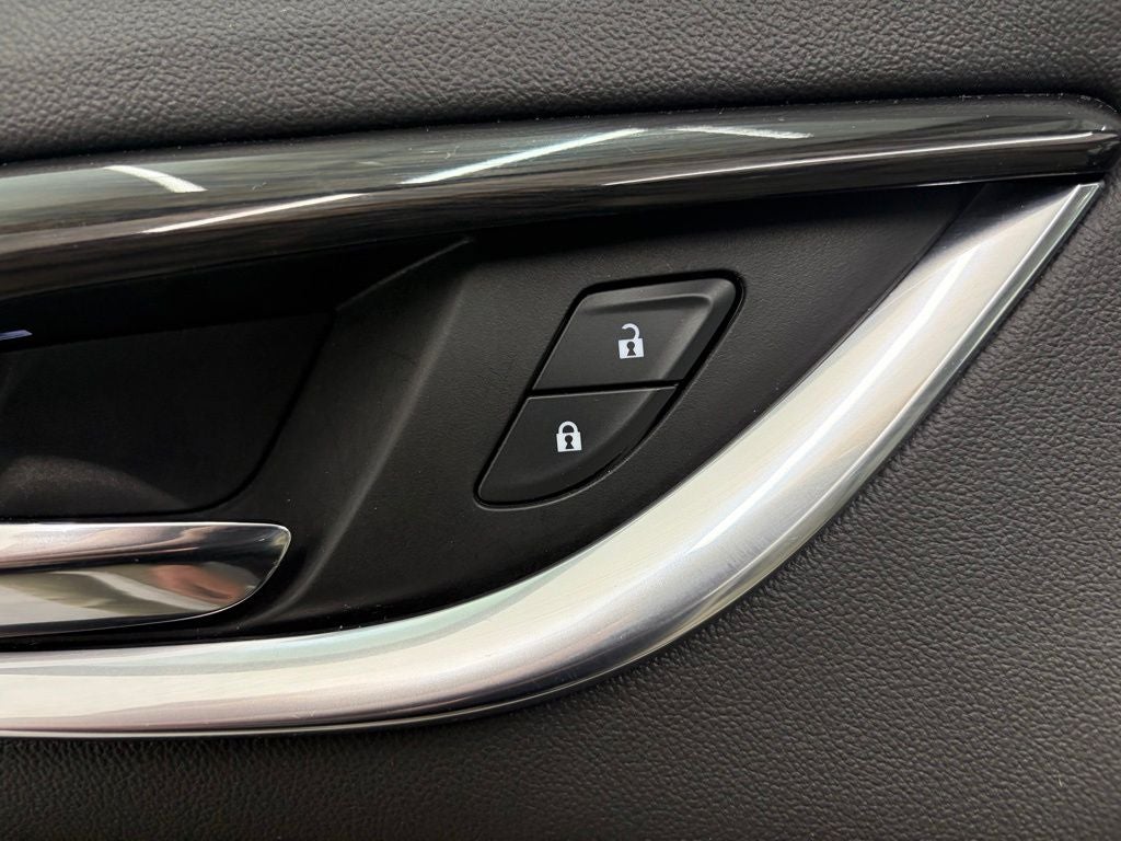 2023 Buick Enclave Essence FWD