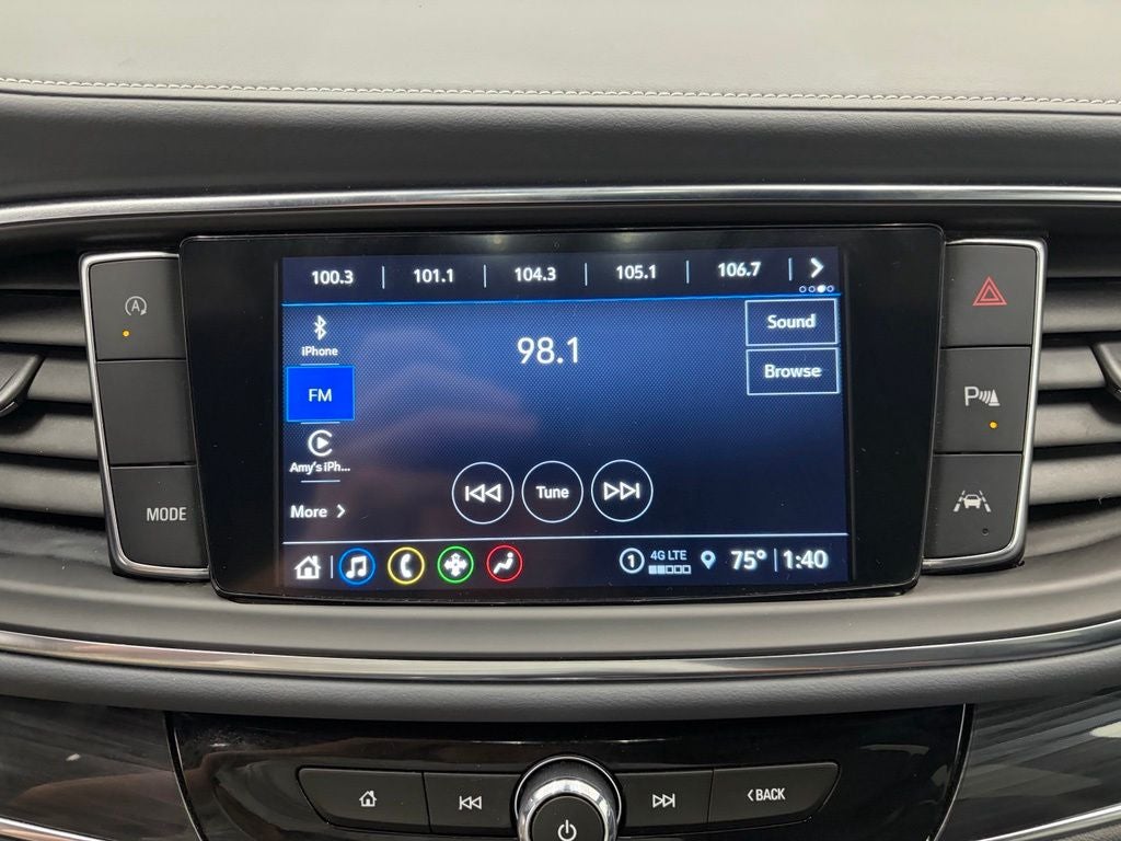 2024 Buick Enclave Essence FWD