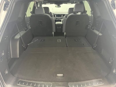 2024 Buick Enclave Essence FWD