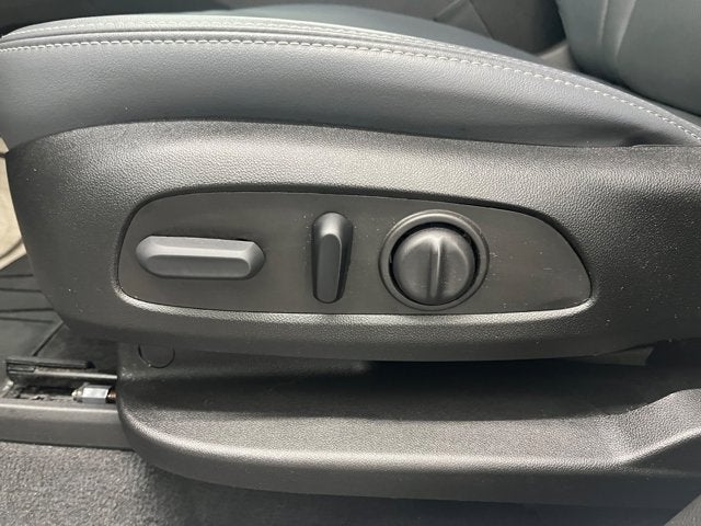 2024 Buick Enclave Essence FWD