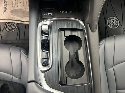 2024 Buick Enclave Essence FWD