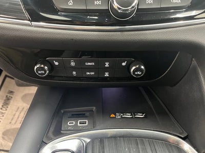 2024 Buick Enclave Essence FWD