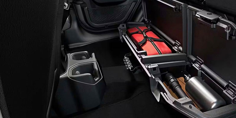 2024 Jeep Gladiator interior