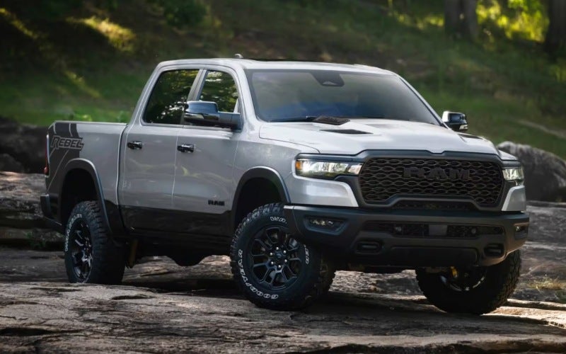 2026ram1500-exterior-03